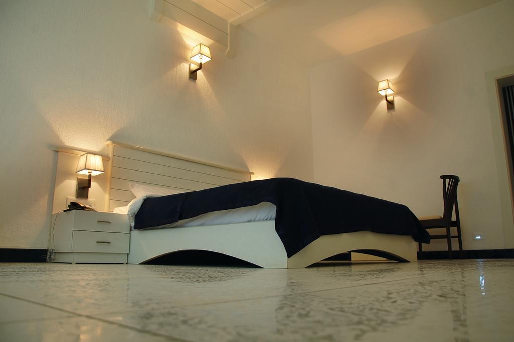 Blue Waters Hotel Kundapur Ruang foto